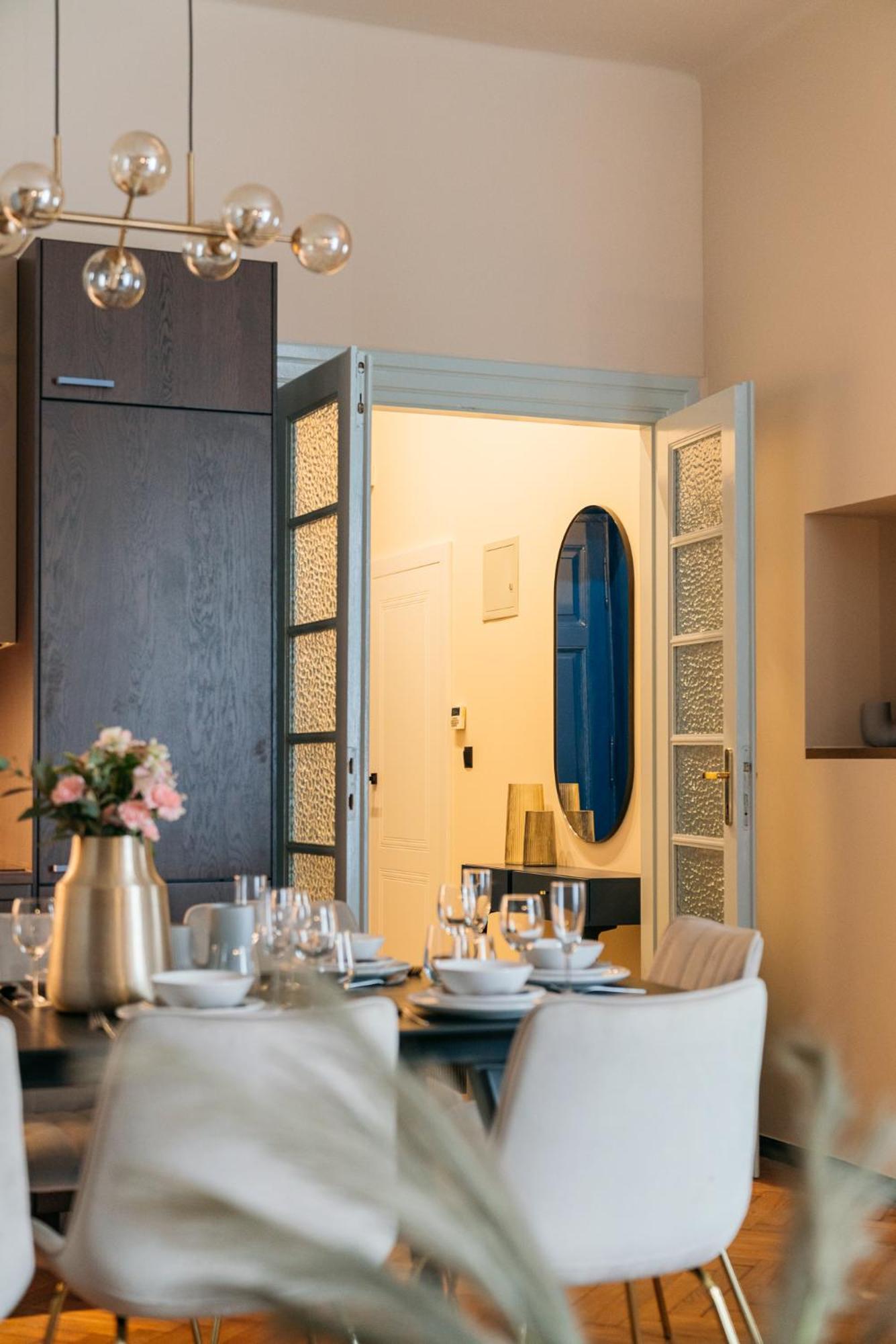 Moonlight II Apartment - Loftaffair Cracovie Extérieur photo